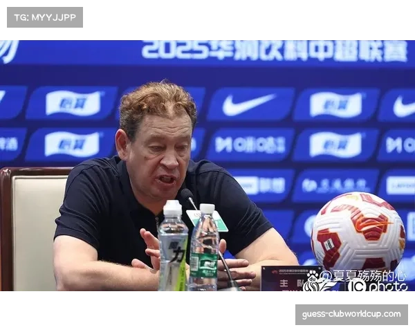 斯卢茨基谈队员心理压力 可能因得知其他赛果影响表现